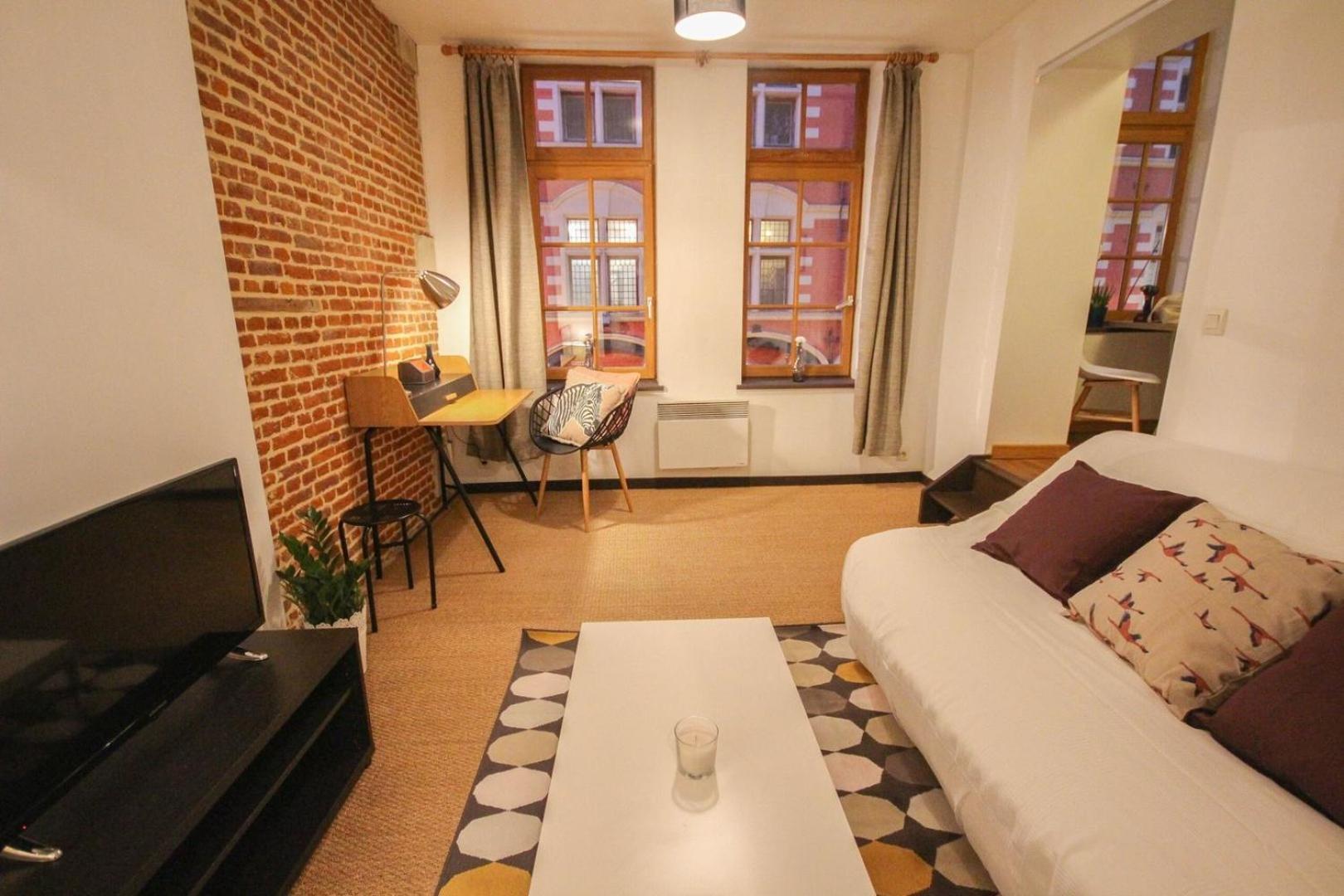 One Bedroom Equipped In Old Rijsel Buitenkant foto